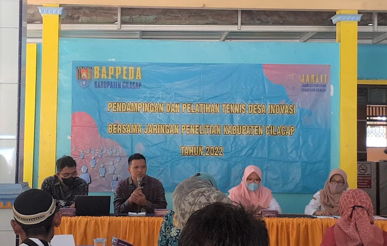 Pendampingan dan Pelatihan Teknis Desa Inovasi-Desa Rawaapu